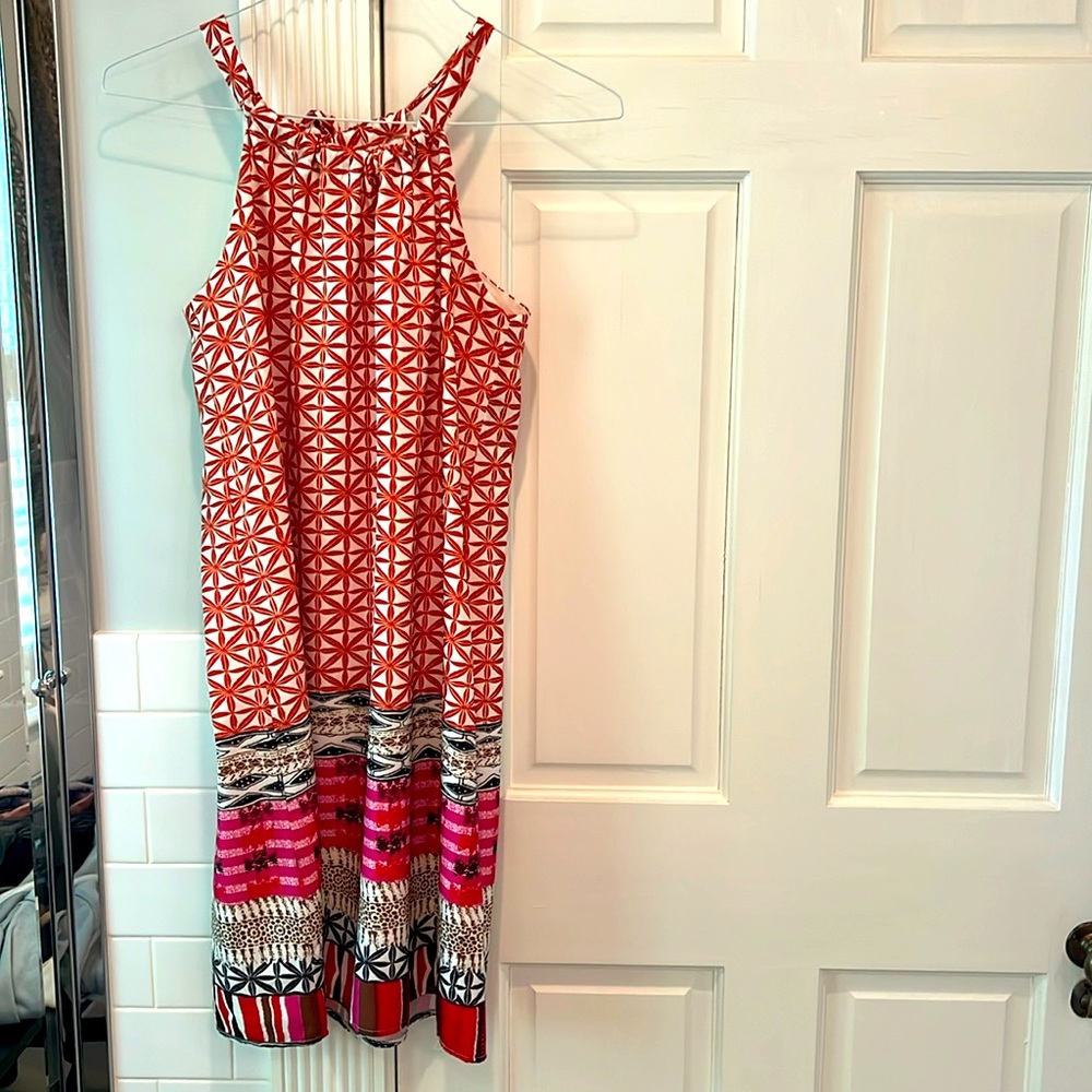 Jade size M sleeveless dress with orange, white, pink and navy design.